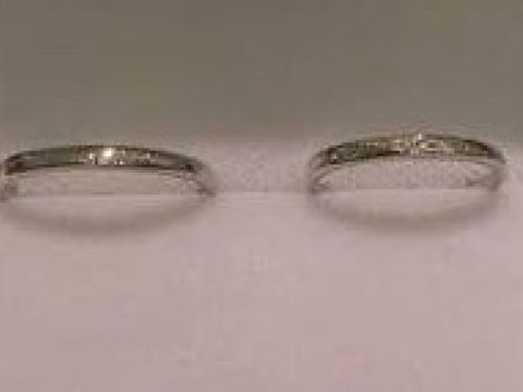 【サマンサシルヴァブライダルの口コミ】 エンゲージリングの、受け取りの際に試着させてもらいました。同シリーズ…