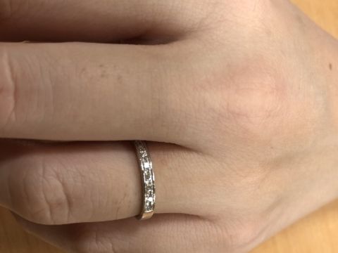 【MIKIMOTO(ミキモト)の口コミ】 シンプルで常につけていられるものを探しました。婚約指輪で高価なものを…