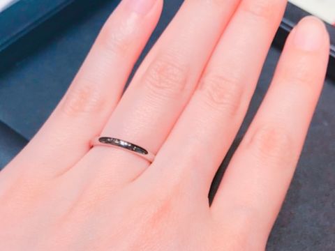 【ラザール ダイヤモンド(LAZARE DIAMOND)の口コミ】 とても着け心地がよく、着けていても邪魔にならなくて、幅も細すぎず太す…