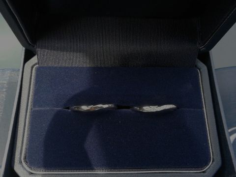 【銀座ダイヤモンドシライシの口コミ】 シンプルで可愛く、自分の理想のデザインでした！日本のブランドなので、…