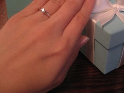 【ティファニー(Tiffany & Co.)の口コミ】 4Cを総合的に見て、バランスの良いものを選びました。その中でもカラット…