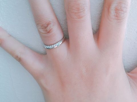 【D&D 144の口コミ】 他のデザインに比べてシンプルでとてもかわいい感じです。キラキラと綺麗…