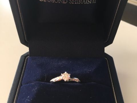 【銀座ダイヤモンドシライシの口コミ】 以前、結婚指輪と一緒の時期に購入した婚約指輪を紛失してしまったので、…