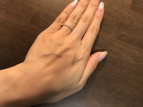 【Ponte Vecchio(ポンテヴェキオ)の口コミ】 プラチナが主流ですが、普段からゴールドのアクセサリーしか付けないので…