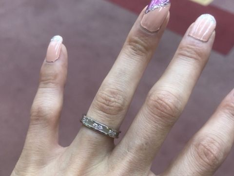 【ROYAL ASSCHER(ロイヤル・アッシャー)の口コミ】 ネットでデザインを見てかわいかったので、実際の店舗に見にいきました。…