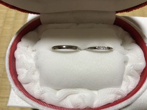 【カオキ　ダイヤモンド専門卸直営店の口コミ】 婚約指輪のセットリングが欲しかったので、婚約指輪に合わせてもらいまし…