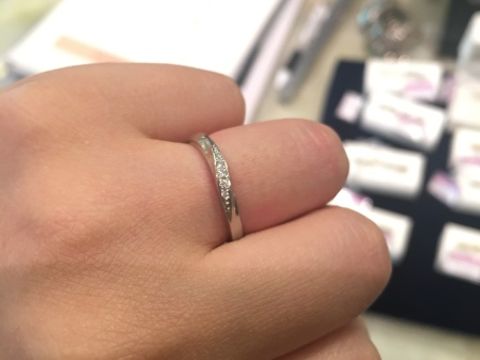 【美輪宝石の口コミ】 結婚指輪、二つで99800円のものから選んでましたが、種類はそこまで多くは…