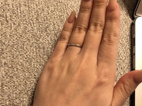 【カルティエ(Cartier)の口コミ】 旦那様と同じデザインが良かったのと、旦那様がカルティエのダムールが気…