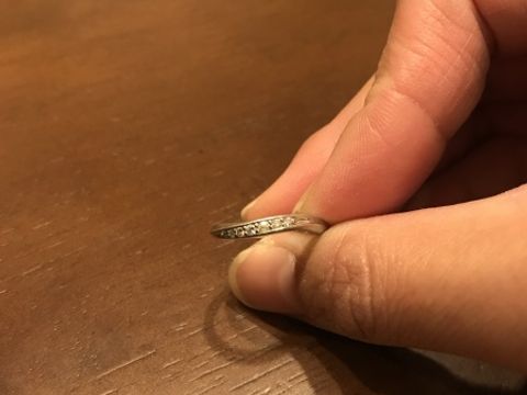 【銀座ダイヤモンドシライシの口コミ】 頭で描いていた形の指輪があったため。プラチナの素材感やダイヤのあしら…