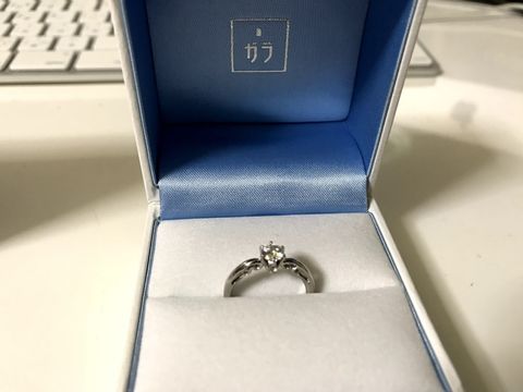 【GALA JEWELRY(ガラジュエリー)の口コミ】 結婚指輪と重ね付けしたいという相手の希望もあり、なるべく重ね付けしや…