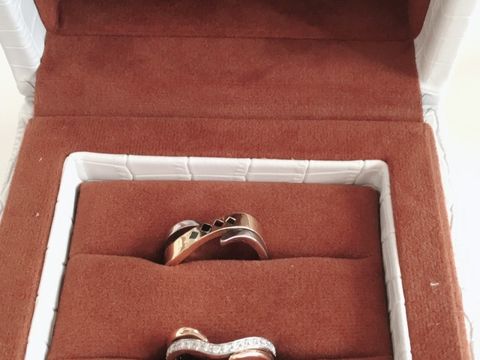 【ROCCA(ロッカ)の口コミ】 素敵な婚約指輪を造って頂いたので、結婚指輪もこちらで造って頂くのは決…