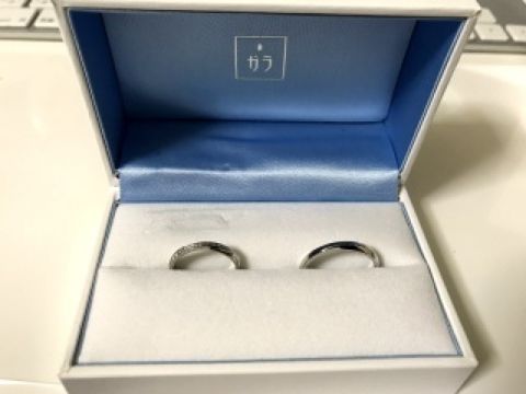 【GALA JEWELRY(ガラジュエリー)の口コミ】 リングデザインが豊富で、二人でいろいろとみせていただきながらとても迷…