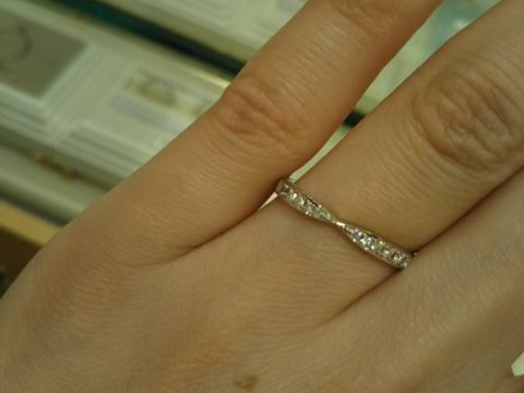 【Mariage ent(マリアージュエント)の口コミ】 元々欲しいデザインが決まっており、
似たようなデザインのあるお店を何軒…