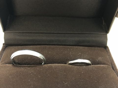 【アイプリモ(I-PRIMO)の口コミ】 婚約指輪と重ね付けしたかったので、合うデザインを相談しました。いくつ…