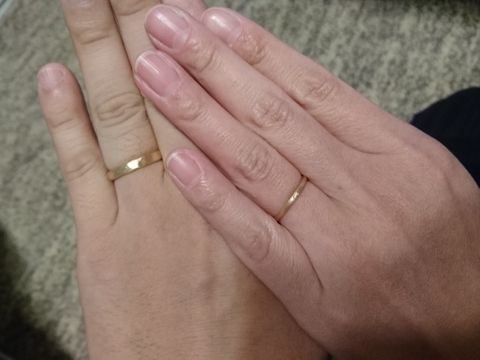 【SIENAROSE(シエナロゼ)の口コミ】 イエローゴールドというのは決めていました。華奢なデザインが好きで、普…