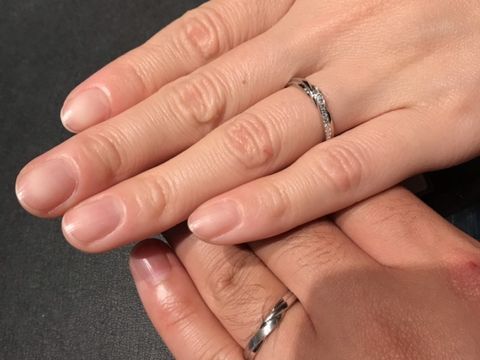 【エクセルコダイヤモンド(EXELCO DIAMOND)の口コミ】 ボリューム、輝き、なめらかさ、また男性用リングのデザイン。女性用リン…