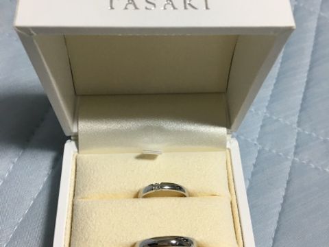 【TASAKI(タサキ)の口コミ】 シンプルで年を重ねても手に馴染むデザインを探していた。１つダイヤが付…