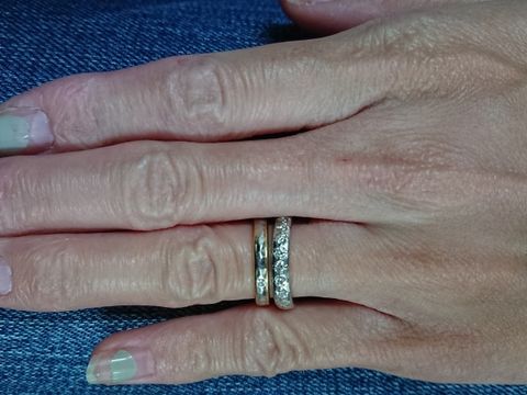 【グッチ(GUCCI)の口コミ】 はじめから婚約指輪はGUCCIが良いと思っていたので見に行きました。すぐに…