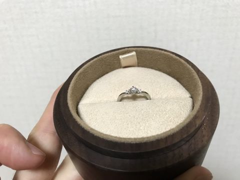 【COLANY(コラニー)の口コミ】 指輪を探すにあたり、いくつか自分の中で条件がありましたが、その全てを…