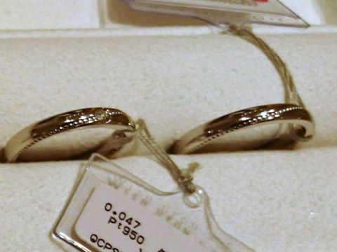 【festaria bijou SOPHIA(フェスタリア ビジュソフィア)の口コミ】 表裏通ってぐるーっと一周ミル打ち加工されているのがAnnulus（アニュラス…