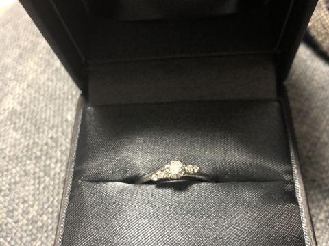 【ラザール ダイヤモンド(LAZARE DIAMOND)の口コミ】 ダイヤモンドの質で選びました。インターネットで調べて来店予約をして行…