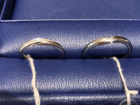 【銀座ダイヤモンドシライシの口コミ】 様々なデザインがありました。着け心地も良かったです。毎日付ける物なの…