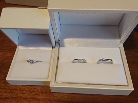 【宝寿堂(ほうじゅどう)の口コミ】 彼女が元々、婚約指輪指輪はいいかな、と言っていたのですが、それでもや…