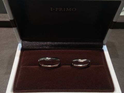 【アイプリモ(I-PRIMO)の口コミ】 婚約指輪と重ね付けした際のフィット感が良く、さりげないダイヤが派手す…