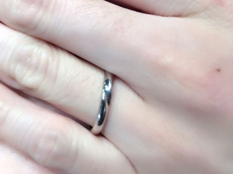 【アイプリモ(I-PRIMO)の口コミ】 派手な雰囲気が苦手の方におすすめなシンプルなデザインです。シンプルな…