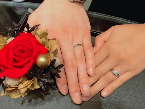 【エクセルコダイヤモンド(EXELCO DIAMOND)の口コミ】 結婚指輪といっても婚約指輪同様、ダイヤを入れたかったのでダイヤが入っ…