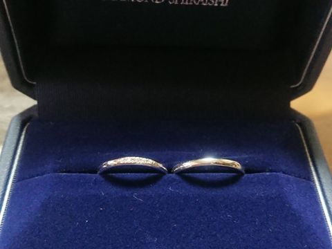 【銀座ダイヤモンドシライシの口コミ】 色々な指輪をみましたが。流れるようなデザインが希望でしたが、どこも同…