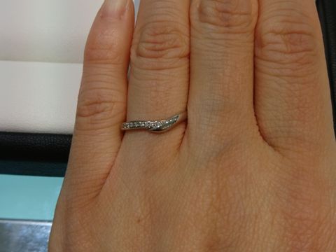 【GALA JEWELRY(ガラジュエリー)の口コミ】 様々なジュエリーショップに卸しているメーカーの直営店とこの事で、品質…