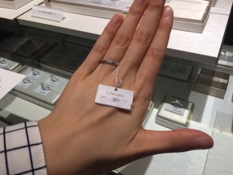 【アイプリモ(I-PRIMO)の口コミ】 オン、オフで指輪を使い分けたい人にオススメの指輪です。オンの時は、ダ…