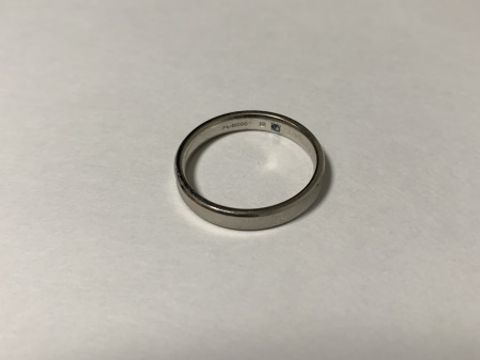【Ptau(ピトー)の口コミ】 硬くて丈夫な点に惹かれてこの指輪にしました。デザインもかなりたくさん…