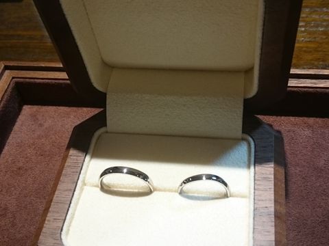 【TANZO.(鍛造指輪)の口コミ】 丈夫で付け心地の良いものを探して何店舗か回りました。タンゾウさんは、…