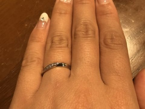 【アンジェリックフォセッテ(Angelique Fossette)の口コミ】 新婦の指輪はウェーブ！とまずはネットでデザインで探しました。いろんな…