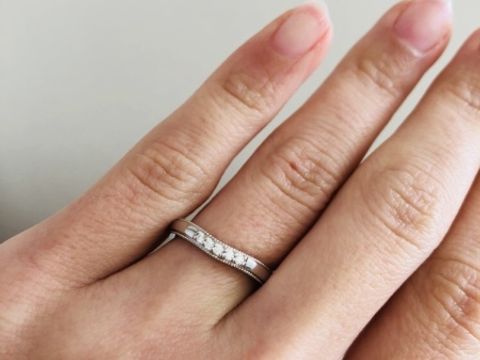 【エクセルコダイヤモンド(EXELCO DIAMOND)の口コミ】 多くのハイブランド店舗に行って比較検討しました。1番は指にはめた時にし…