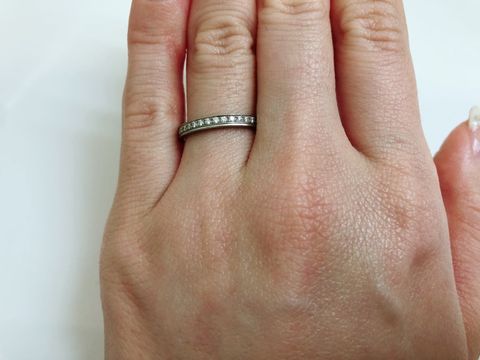 【ラザール ダイヤモンド(LAZARE DIAMOND)の口コミ】 シンプルで上品。でもキラキラしている。
そしてなにより先に購入していた…