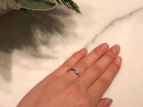 【ティファニー(Tiffany & Co.)の口コミ】 ティファニーハーモニーの上品な可愛らしい形に惹かれました。
主張し過ぎ…