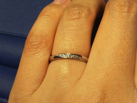 【銀座ダイヤモンドシライシの口コミ】 元々候補に入れていなかったストレートタイプでしたが、私の好みを尊重し…