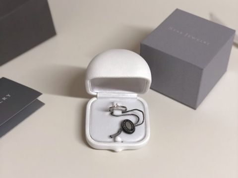 【STAR JEWELRY(スタージュエリー)の口コミ】 価格帯などあまり気にせず、目に留まったものを選びました。
価格がかなり…