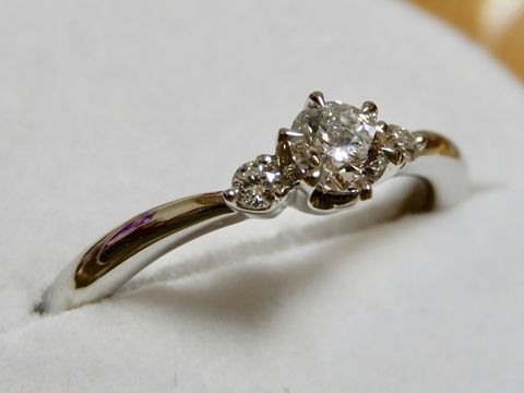 【アイプリモ(I-PRIMO)の口コミ】 デザインが豊富で、家の近くに店舗があることから決定。後でデザインを変…