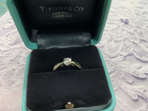 【ティファニー(Tiffany & Co.)の口コミ】 他のお店も見に行きましたが、やっぱりティファニーの指輪が欲しくてこち…