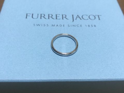 【【閉業】フラー・ジャコー(FURRER-JACOT)の口コミ】 シンプルでダイヤが付いてない結婚指輪を探していたところ、この指輪と出…