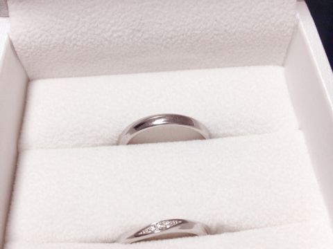 【アンジェリックフォセッテ(Angelique Fossette)の口コミ】 完全に価格です。入籍に間に合わせたくて、急いで指輪を探していました。…