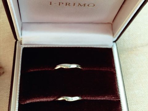 【アイプリモ(I-PRIMO)の口コミ】 主人からもらった婚約指輪がアイプリモでした。婚約指輪のデザインがとて…
