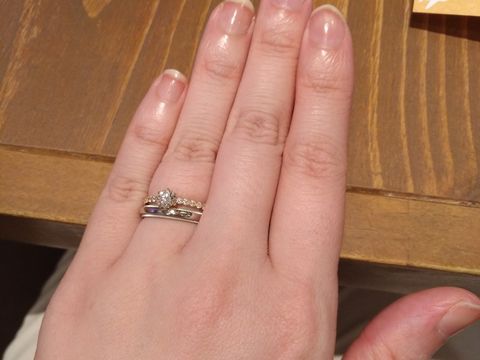 【宝寿堂(ほうじゅどう)の口コミ】 夫が、すでにここで購入するつもりで連れていってもらいました。
ダイヤの…