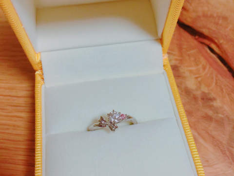 【ケイウノ ブライダル(K.UNO BRIDAL)の口コミ】 最初に好みのデザインをデザイナーさんが親切に聞いてくださり、描いてく…