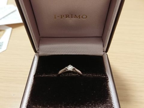 【アイプリモ(I-PRIMO)の口コミ】 他にもいろいろな指輪を見て候補を選んだのですが、実際に試着をしてみて…