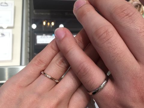 【LUCIE(ルシエ)の口コミ】 表面が凸凹していて、アンティークっぽいところが気に入りました。凸凹が…